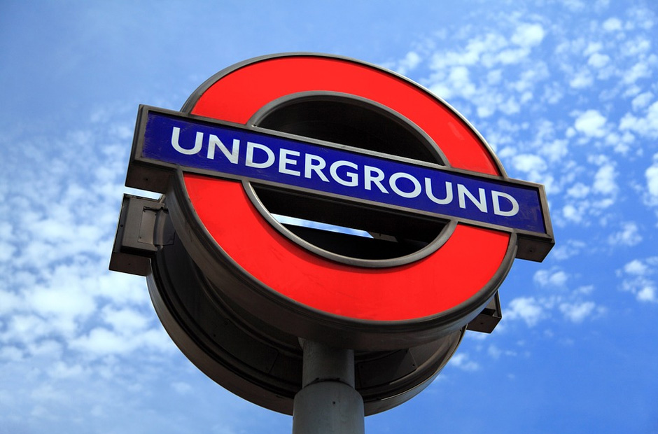 Underground skilt i London